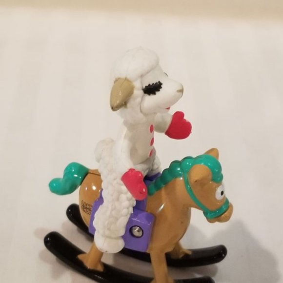 '94 Shari Lewis Lamb Chop Diecast rocking horse - Picture 4 of 7
